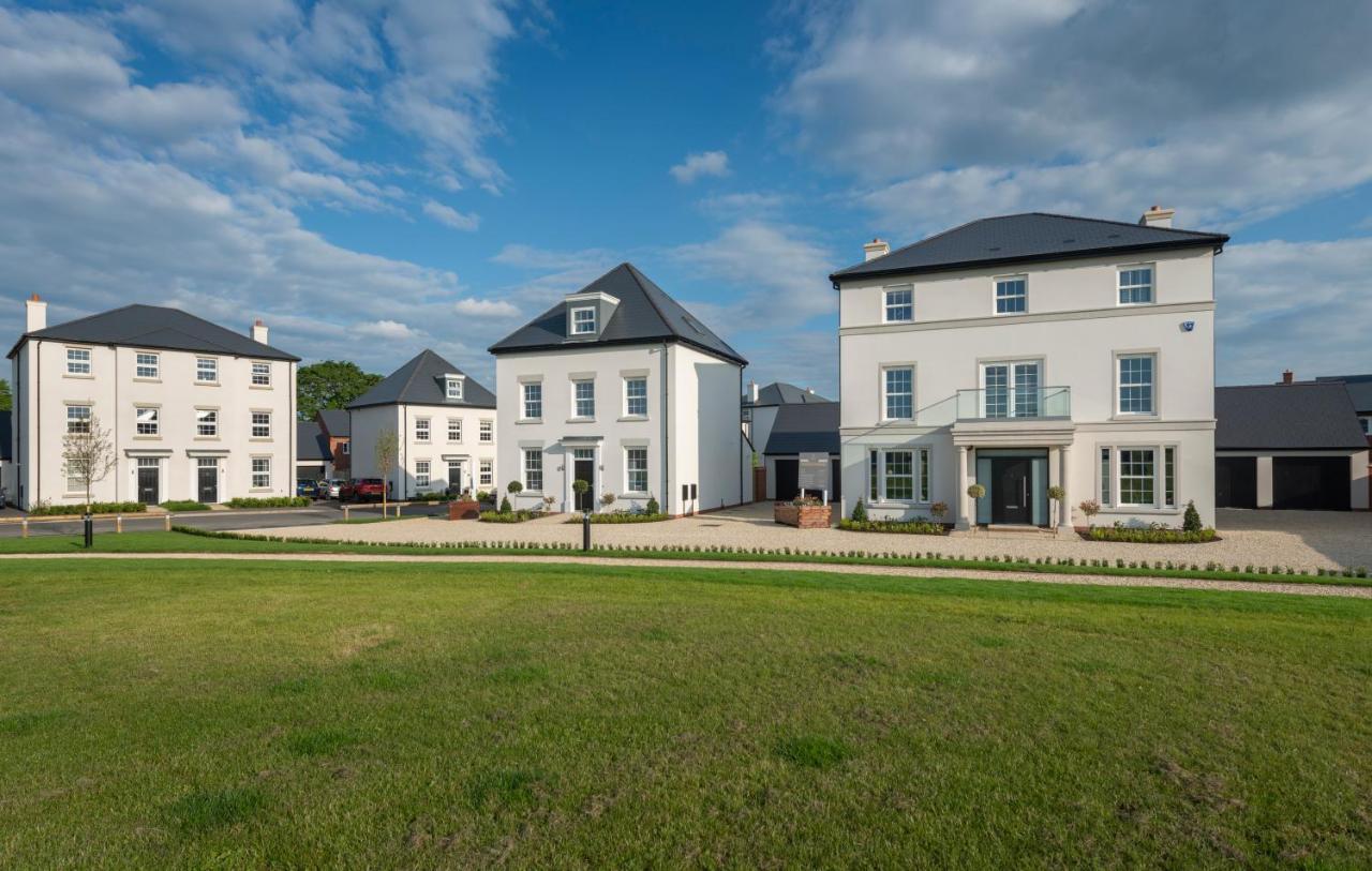 The Heyford Hotel Upper Heyford  Bagian luar foto